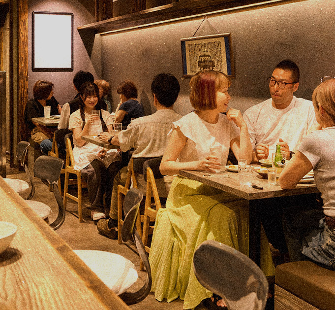 賑わう店内